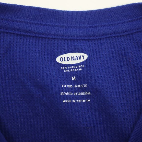 OLD NAVY Christmas Bring Mistletoe Fitted Thermal Sleep Shirt MEDIUM - Picture 3 of 3